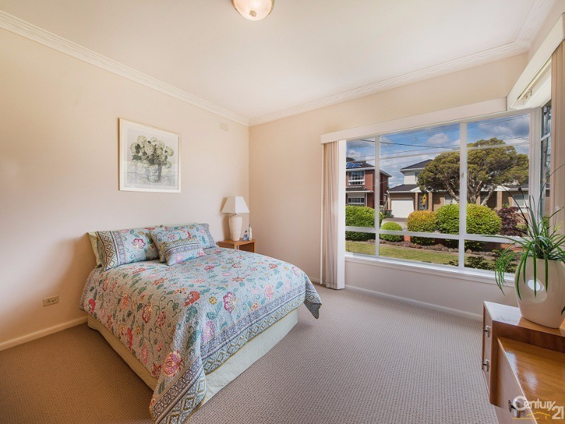 7 Panorama Street, Clayton VIC 3168