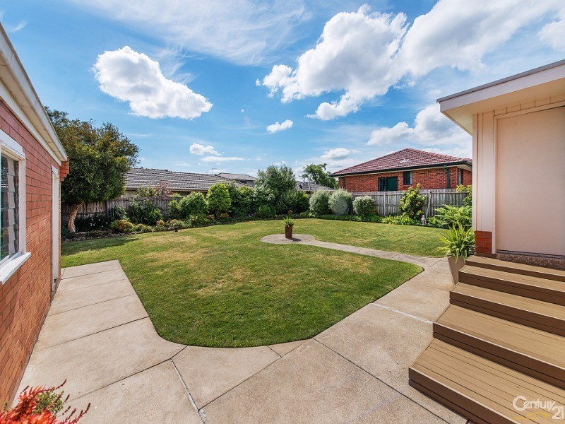 7 Panorama Street, Clayton VIC 3168