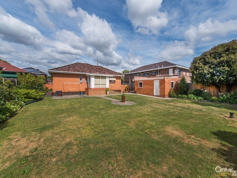 7 Panorama Street, Clayton VIC 3168