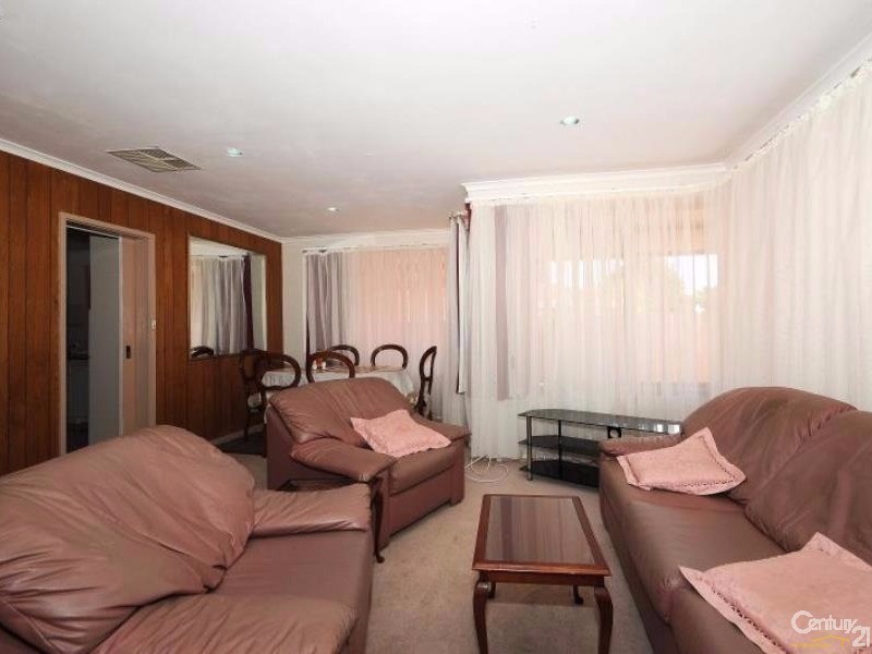 20 Narrumburn Road, Clayton South VIC 3169