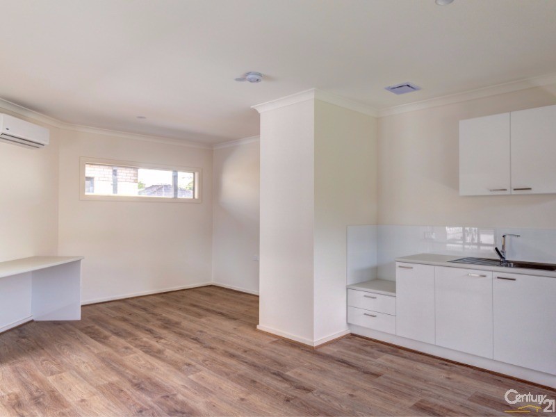 9/55 Koonawarra Street, Clayton VIC 3168