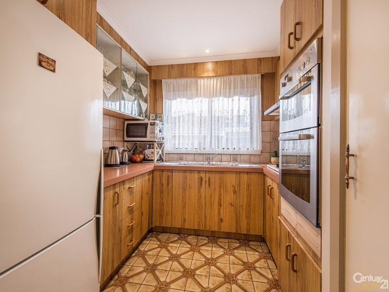 17 Lanark Street, Clayton South VIC 3169