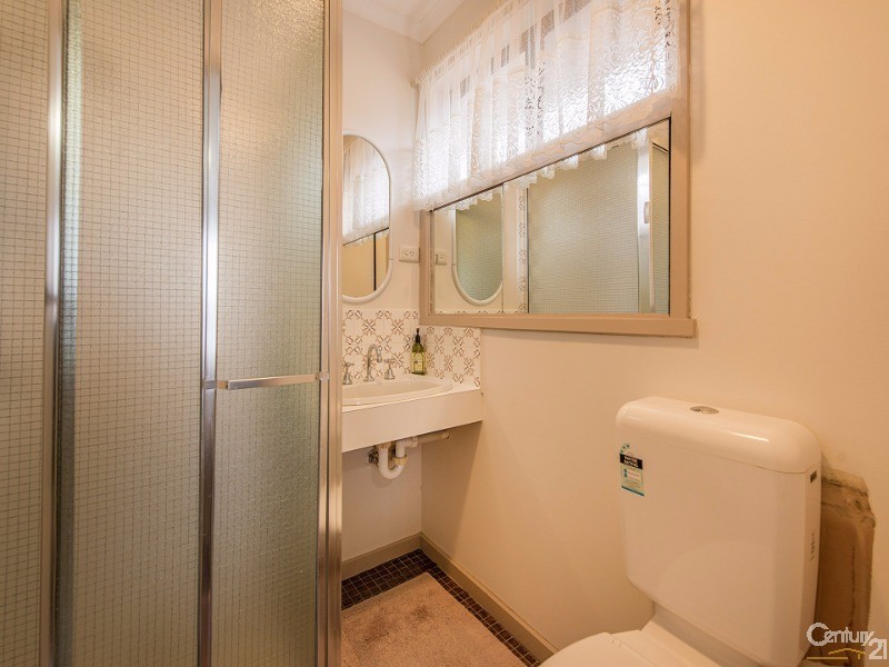 17 Lanark Street, Clayton South VIC 3169