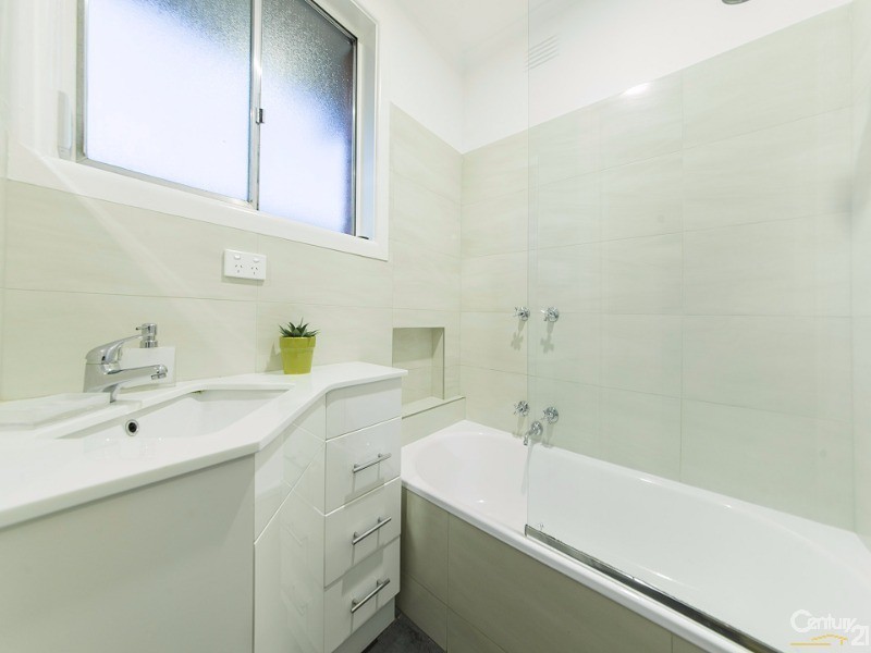 4/84 Cavanagh Street, Cheltenham VIC 3192