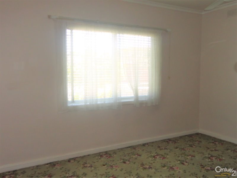 24 Marshall Avenue, Clayton VIC 3168