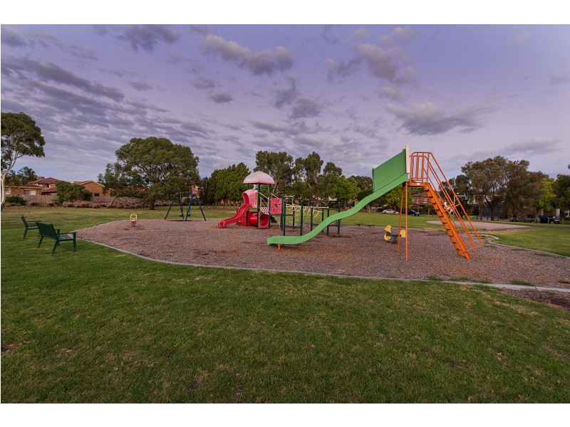 29 Wyndarra Crescent, Dingley Village VIC 3172