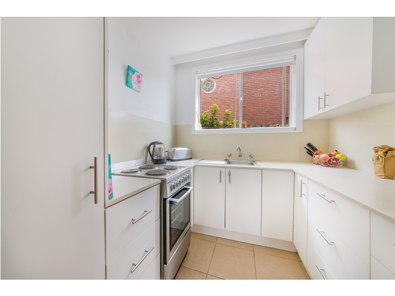 3/23 Elizabeth Street, Bentleigh East VIC 3165