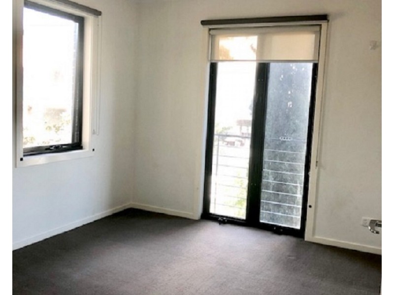 121 Rosebank Avenue, Clayton South VIC 3169