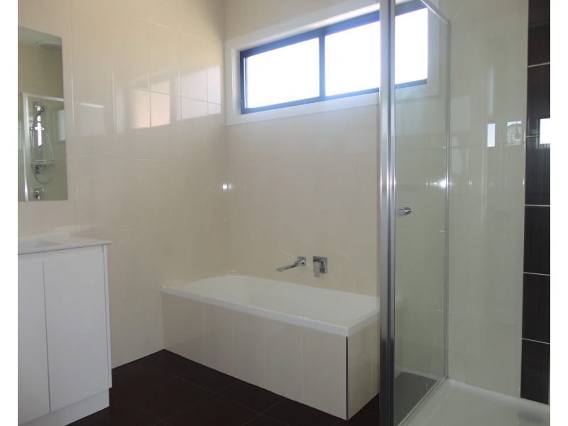 2/84 Rosebank Avenue, Clayton VIC 3168