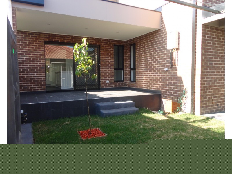 2/84 Rosebank Avenue, Clayton VIC 3168