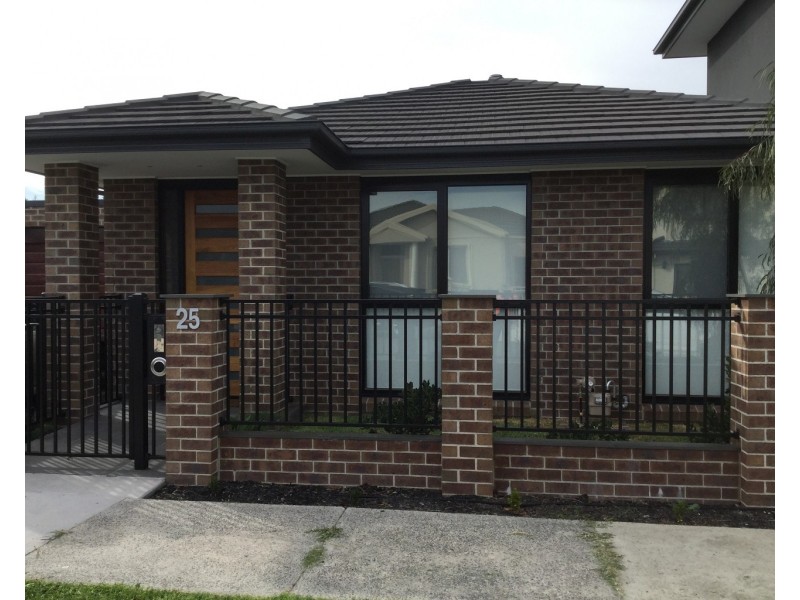 25 Helena Street, Clayton South VIC 3169