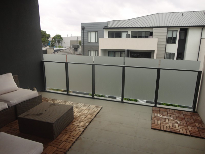 B326/60 Autumn Terrace, Clayton South VIC 3169