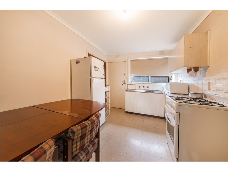 2/97 Bernard Street, Cheltenham VIC 3192