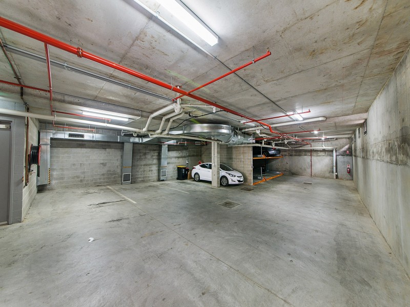 10/1430 Centre Road, Clayton South VIC 3169