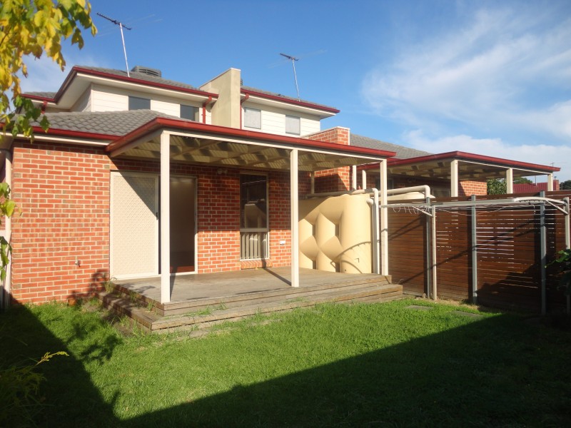 2/35 Alward Avenue, Clayton South VIC 3169