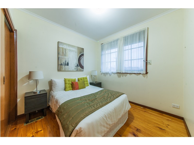 43 Sandalwood Drive, Oakleigh South VIC 3167