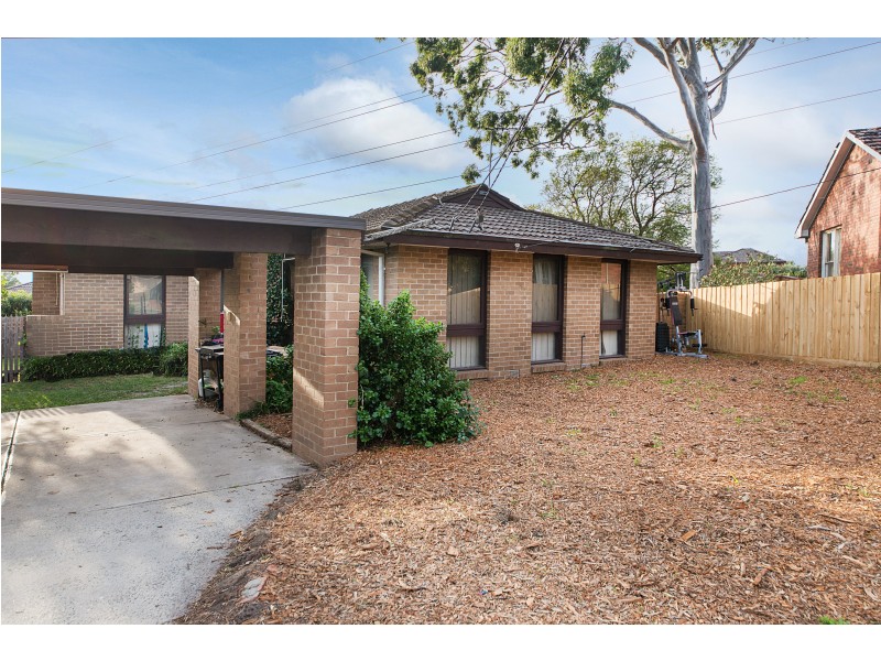 4 Yongala Court, Clayton South VIC 3169