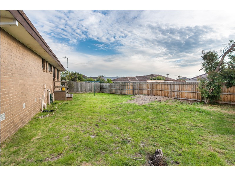 4 Yongala Court, Clayton South VIC 3169