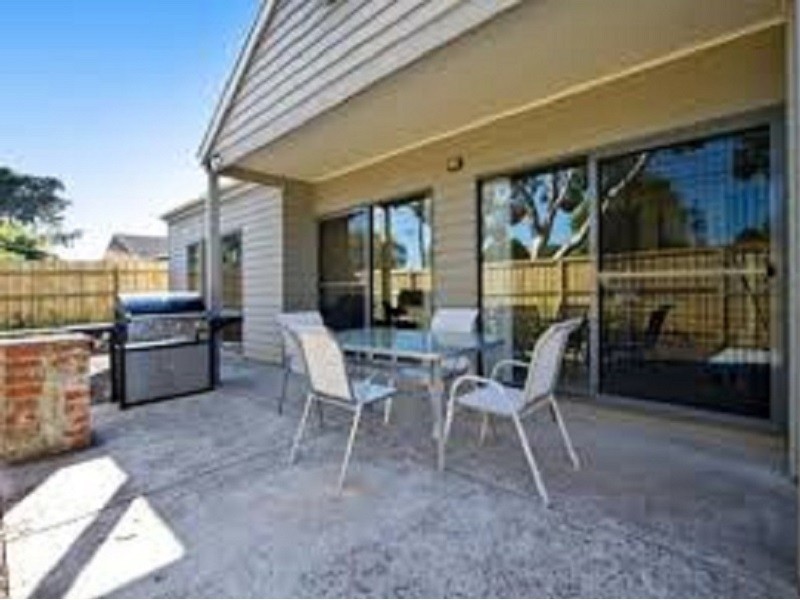 1/42 Lardner Road, Frankston VIC 3199