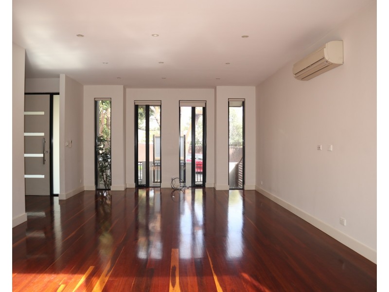 1a  Carr Street, Brighton East VIC 3187