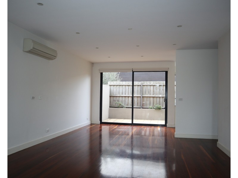 1a  Carr Street, Brighton East VIC 3187