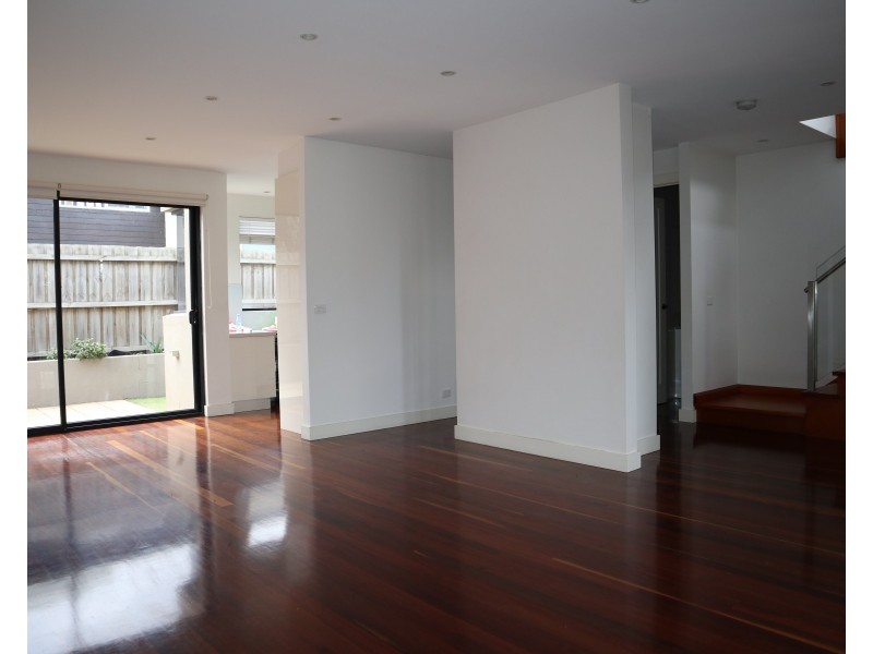 1a  Carr Street, Brighton East VIC 3187