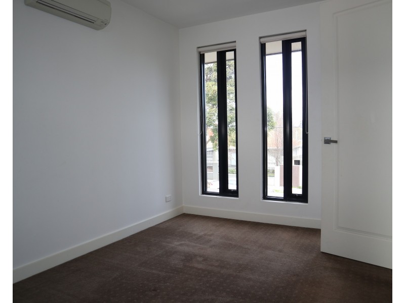 1a  Carr Street, Brighton East VIC 3187