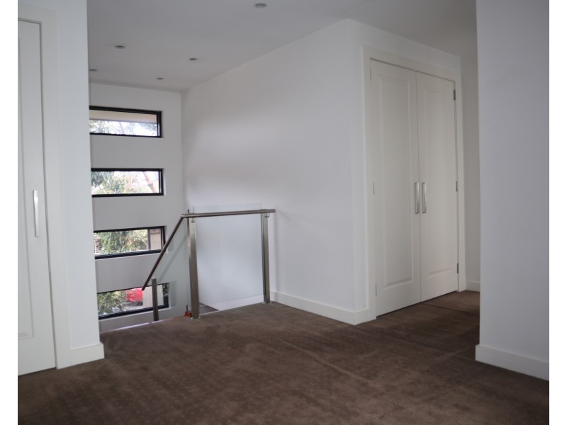 1a  Carr Street, Brighton East VIC 3187