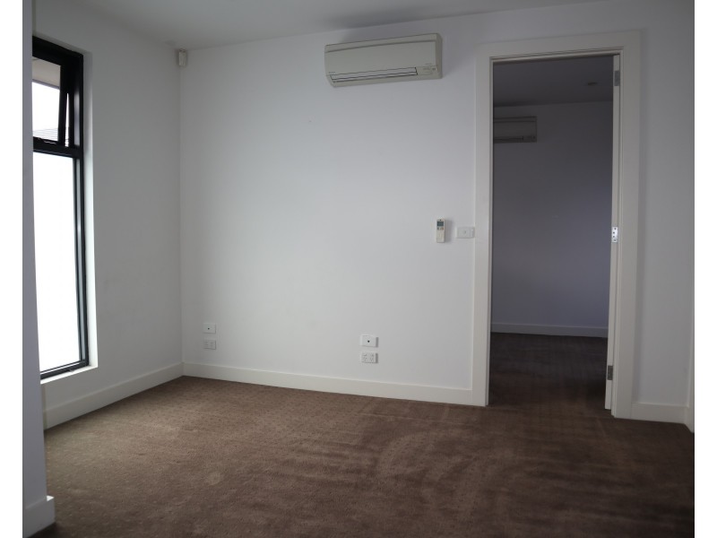 1a  Carr Street, Brighton East VIC 3187