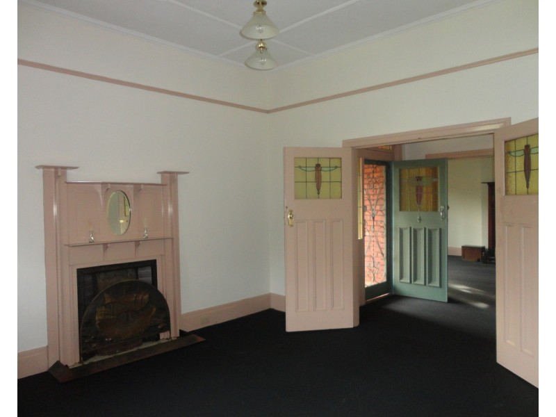 9 Holmwood Avenue, Brighton VIC 3186