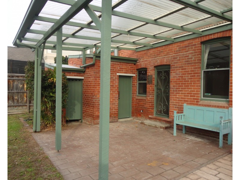 9 Holmwood Avenue, Brighton VIC 3186