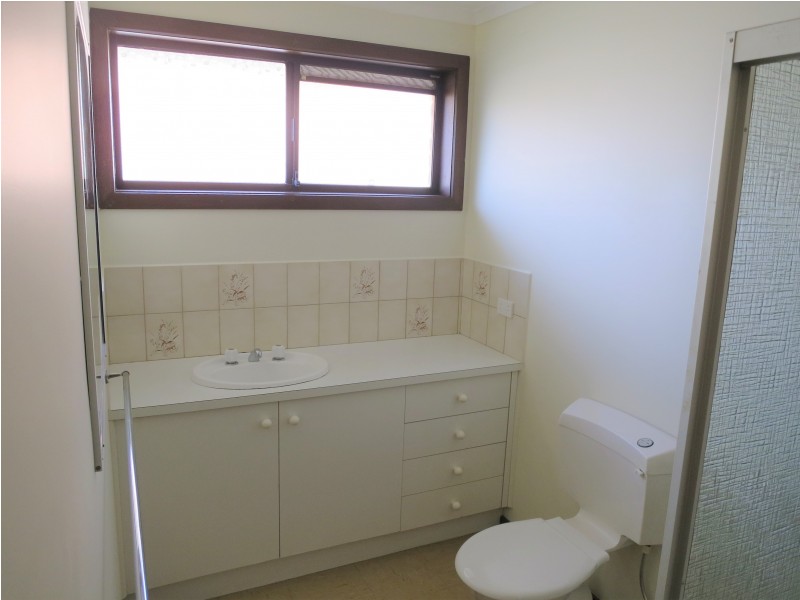 1/136-138 Bourke Road, Clarinda VIC 3169