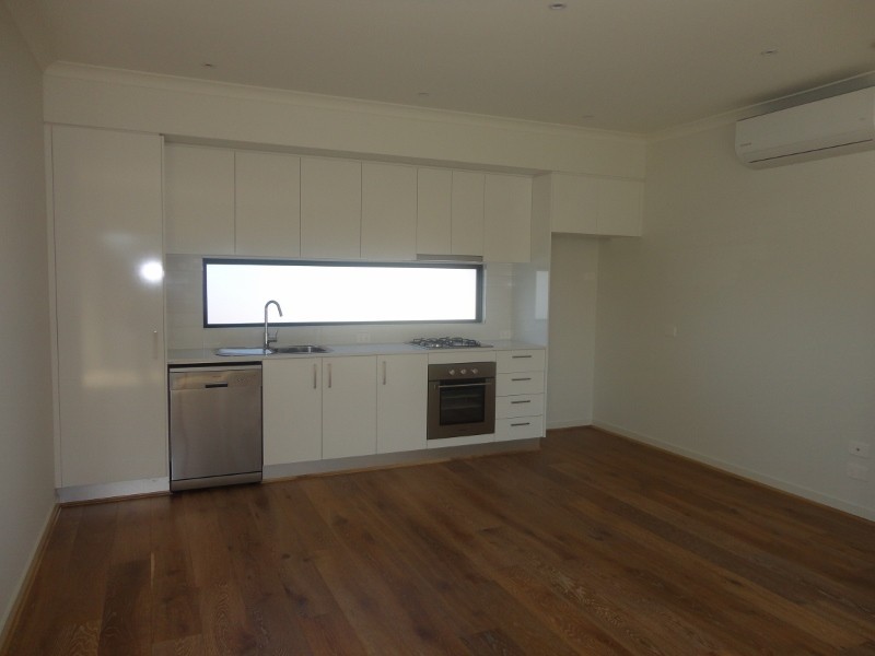 482C Haughton Road, Clayton South VIC 3169