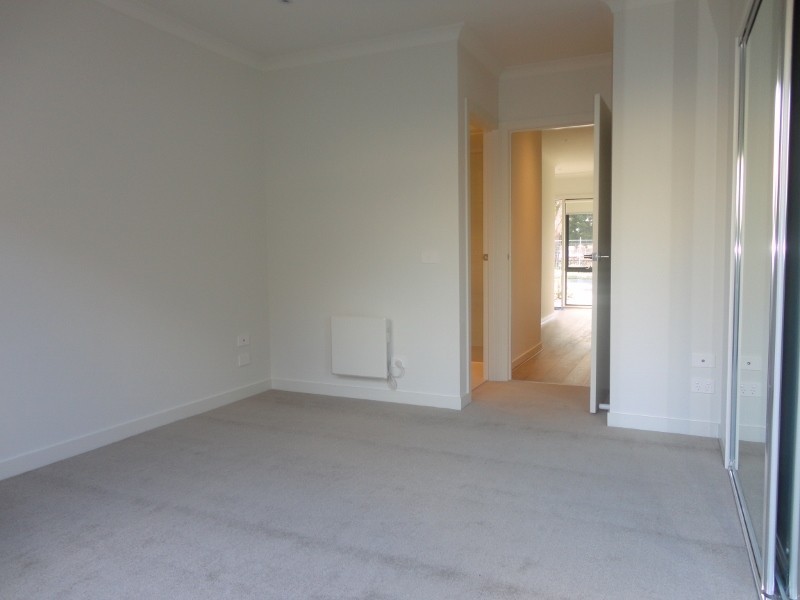 482C Haughton Road, Clayton South VIC 3169