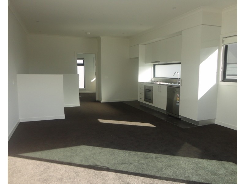 3/480 Haughton Road, Clayton South VIC 3169