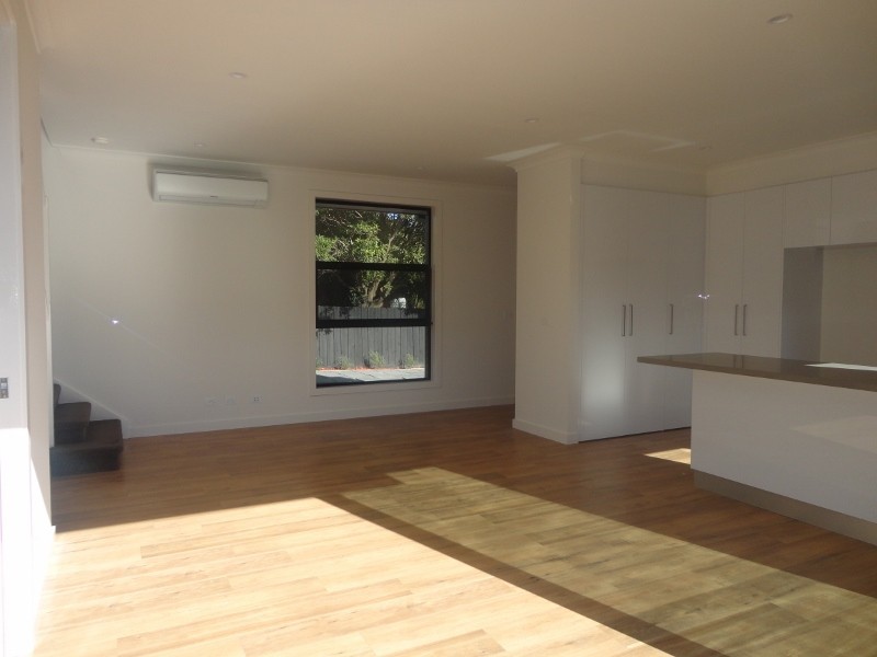 4/32 Madeleine Road, Clayton VIC 3168