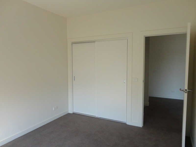 4/3-5 Springs Road, Clayton South VIC 3169