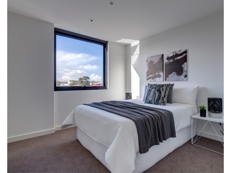 206/154 High Street, Preston VIC 3072