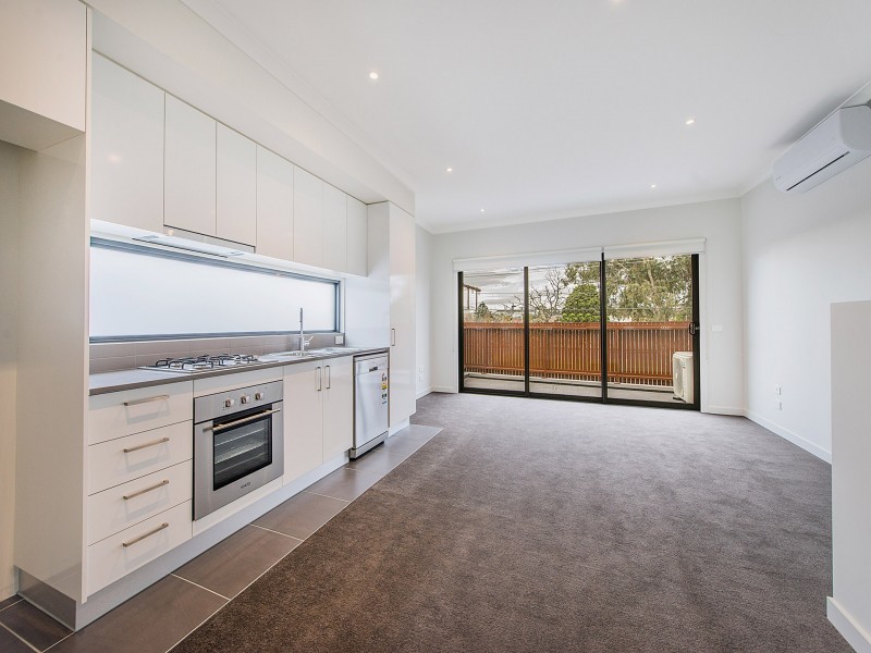 3/480 Haughton Road, Clayton South VIC 3169