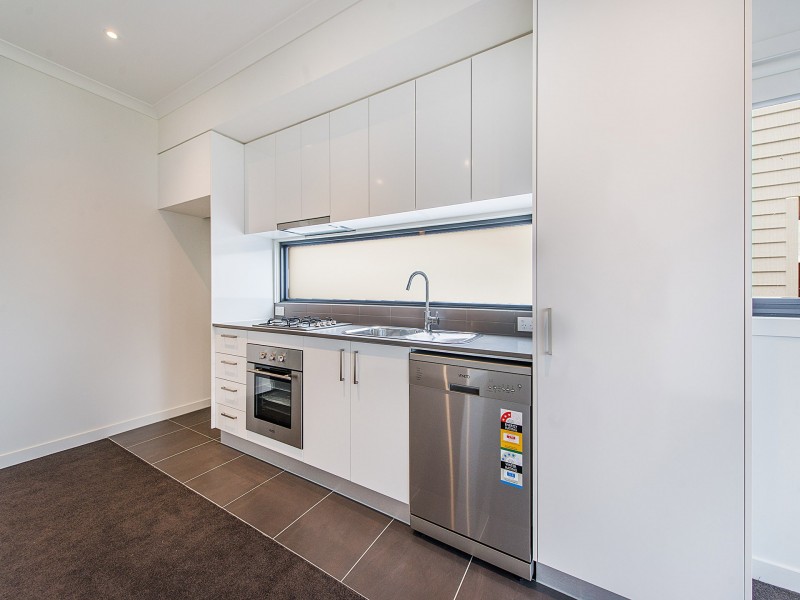 3/480 Haughton Road, Clayton South VIC 3169