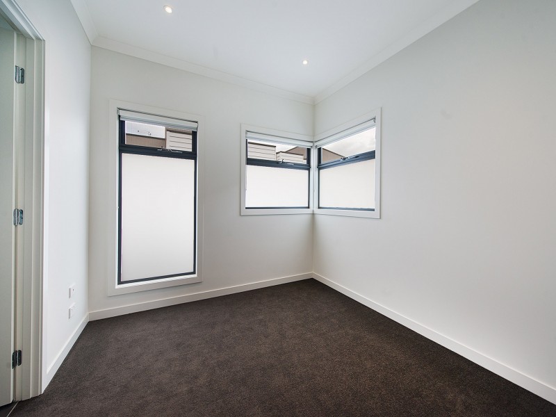 3/480 Haughton Road, Clayton South VIC 3169