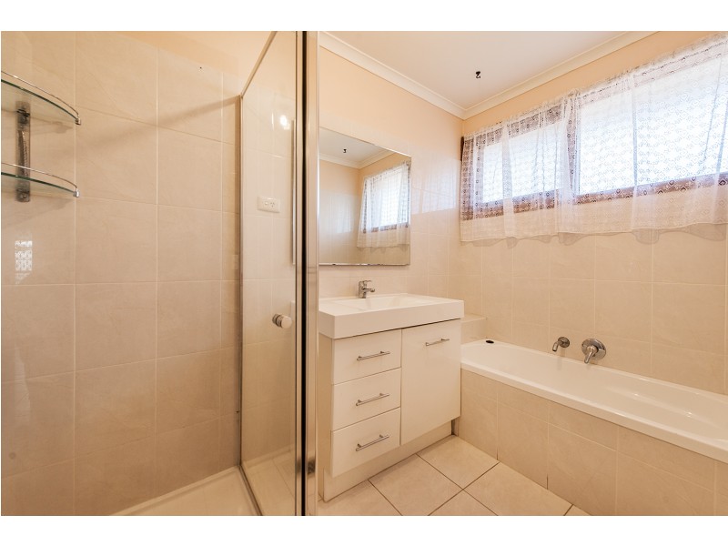 6 Rosewall Place, Clarinda VIC 3169