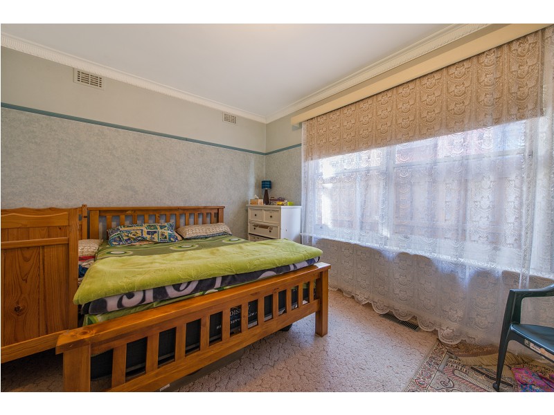 18 Bulong Street, Dandenong VIC 3175