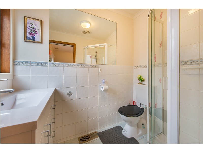 1/25 Rayhur Street, Clayton South VIC 3169