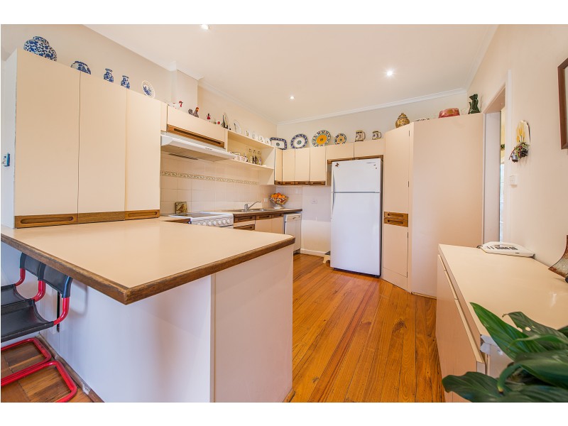 12 Bond Street, Clayton South VIC 3169
