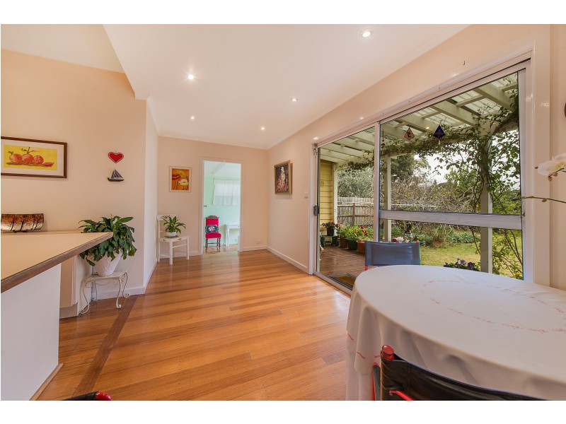 12 Bond Street, Clayton South VIC 3169