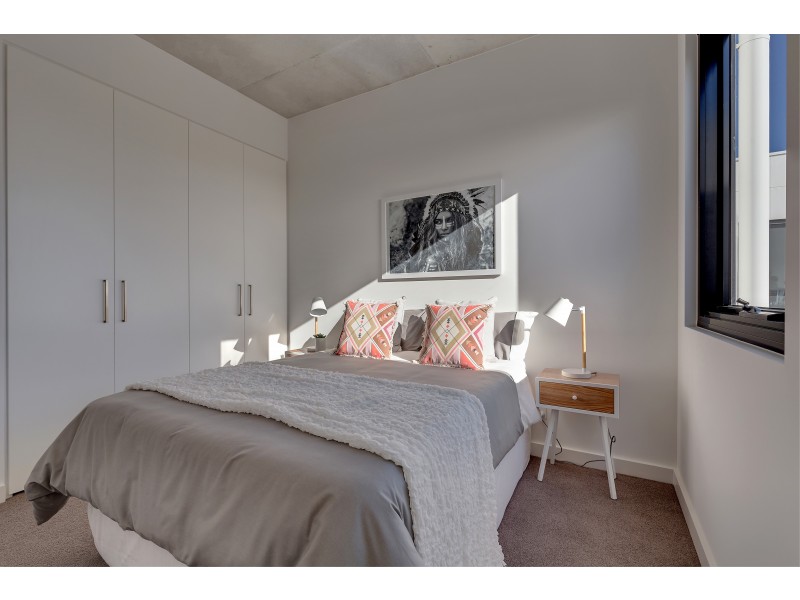 302/154 High Street, Preston VIC 3072