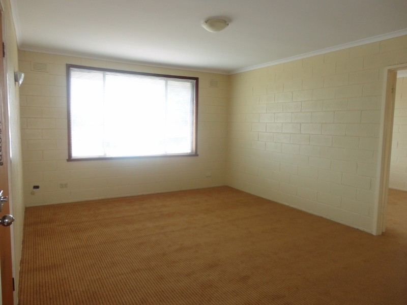 3/31-33 First Street, Clayton South VIC 3169