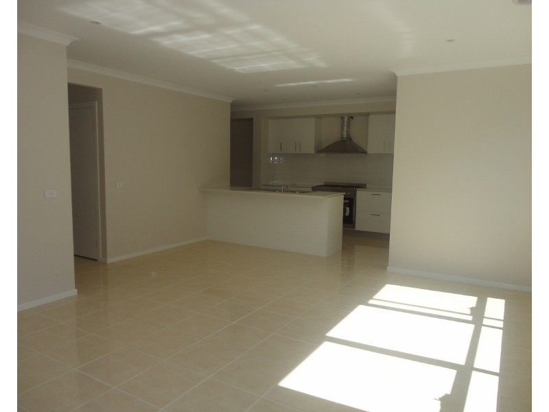 1/5  Stradbroke Street, Oakleigh South VIC 3167