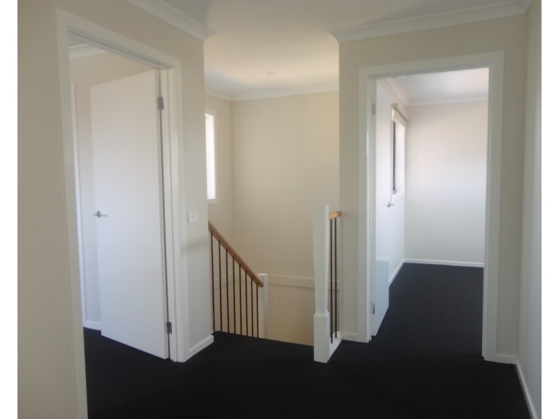 1/5  Stradbroke Street, Oakleigh South VIC 3167